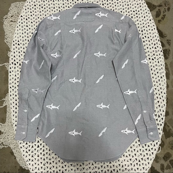 Thom Browne Shirt - Picture 2 of 11